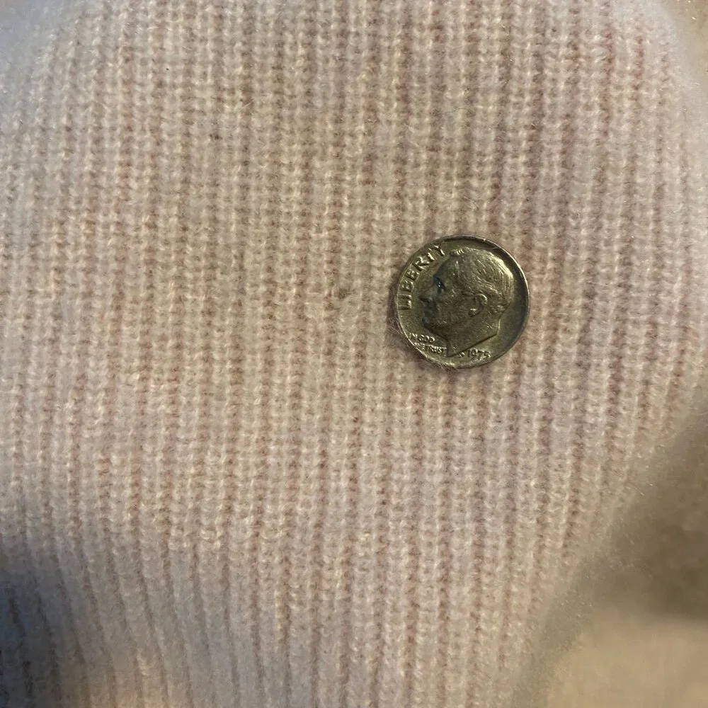 Faherty Cashmere Sweater - Picture 7 of 7